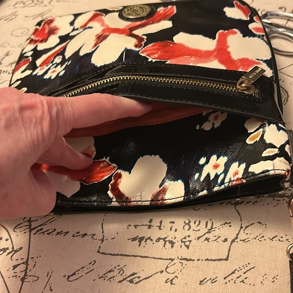 Gorgeous Anne Klein Fresh Start Crossbody Purse Bag with Long Detachable Strap 🖤 - Picture 16 of 17